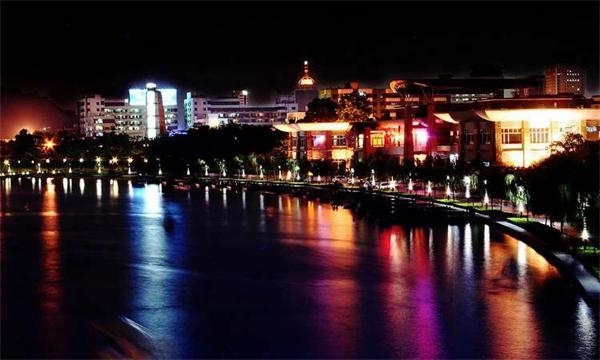 中国最富20大城市排行榜第4名：广东佛山。 